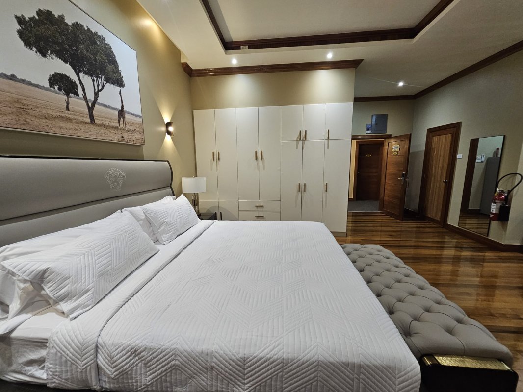 Deluxe King Room 